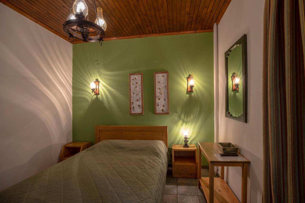 Guesthouse Alexandra Eptálofos Esterno foto