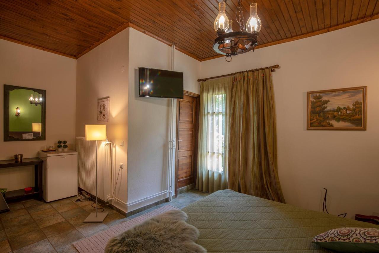 Guesthouse Alexandra Eptálofos Esterno foto