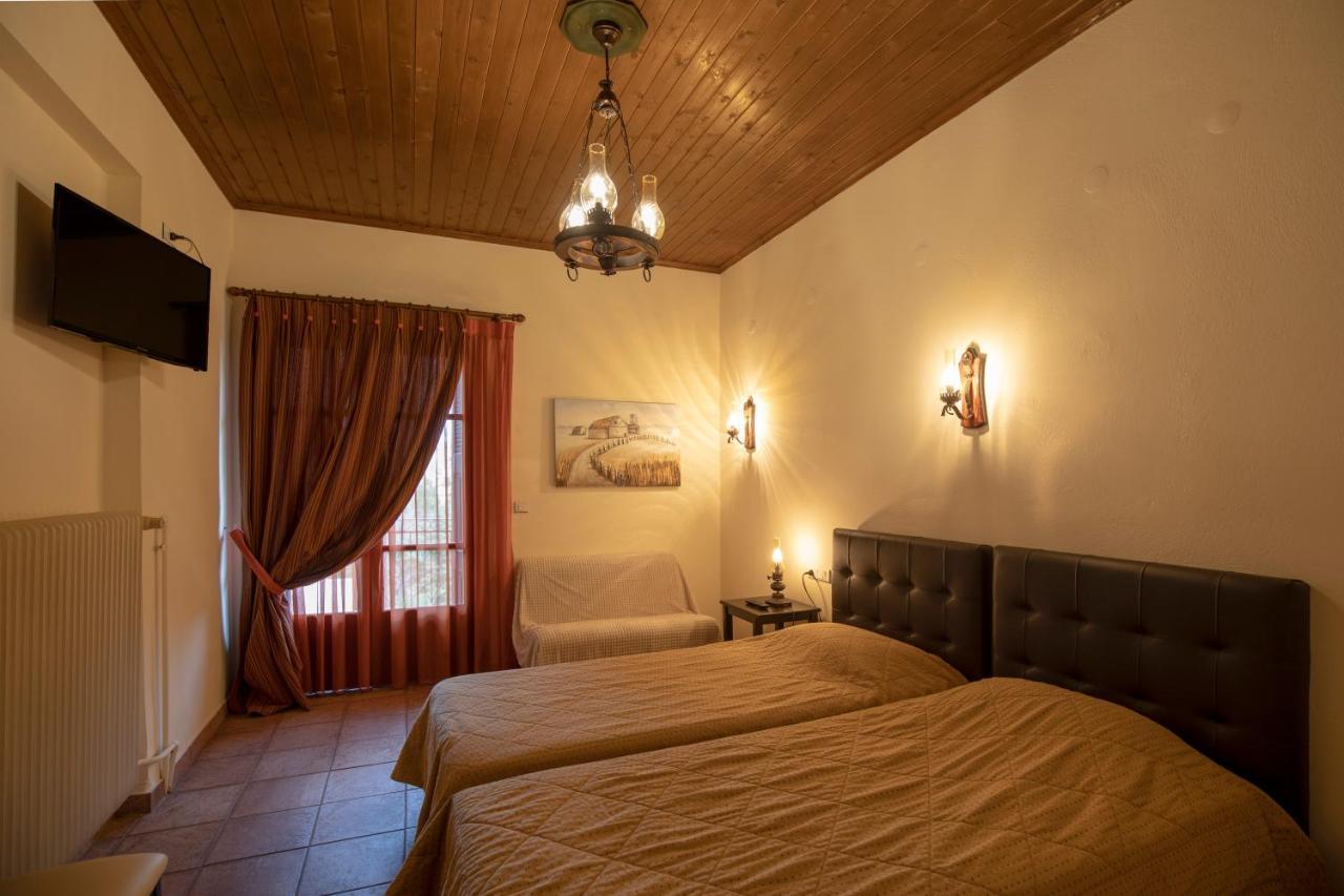 Guesthouse Alexandra Eptálofos Esterno foto