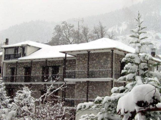 Guesthouse Alexandra Eptálofos Esterno foto
